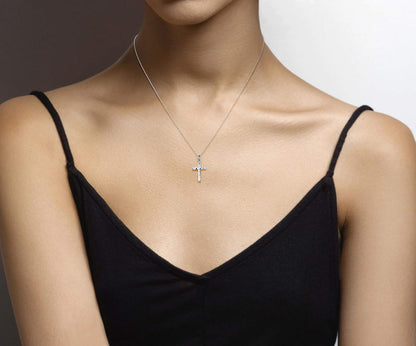 925 Sterling Silver Italian Hammered Cross Pendant Chain Necklace 18 Inch Made in Italy